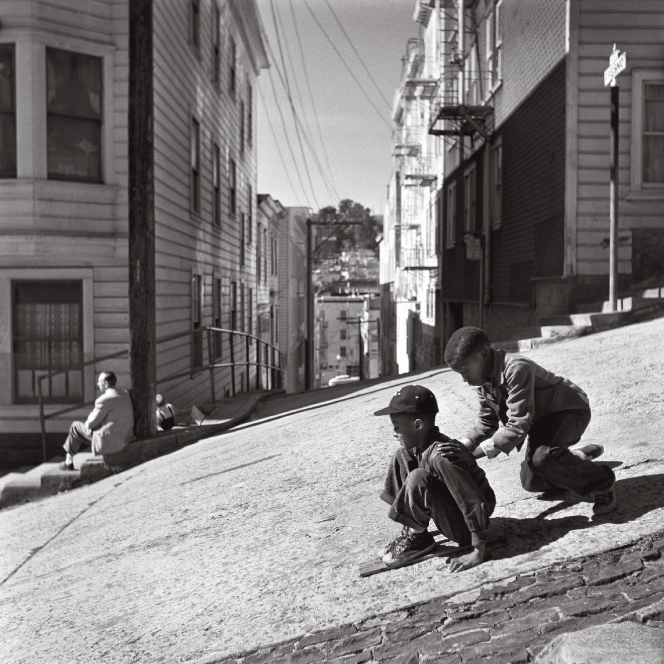 North Beach athletes Kearny Street Navigating Nob Hills steep sidewalk in - photo 14