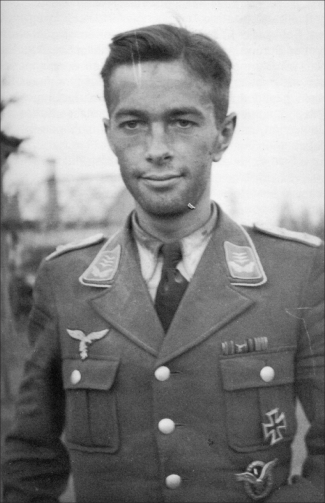 Hauptmann Helmut Mahlke at Dubovo-South airfield on 27 June 1941 After a - photo 1