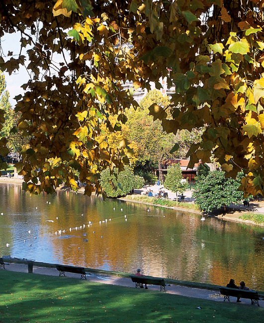 Parc Montsouris G TargatMichelin For eight centuries the Louvre was the - photo 10