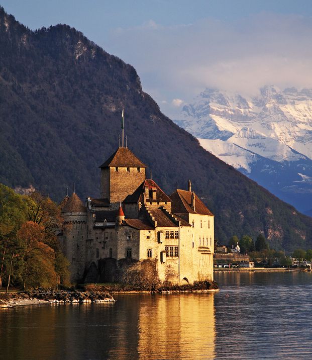 The fairytale Chteau de Chillon on Lake Geneva PHOTOGRAPHER ANDY - photo 6