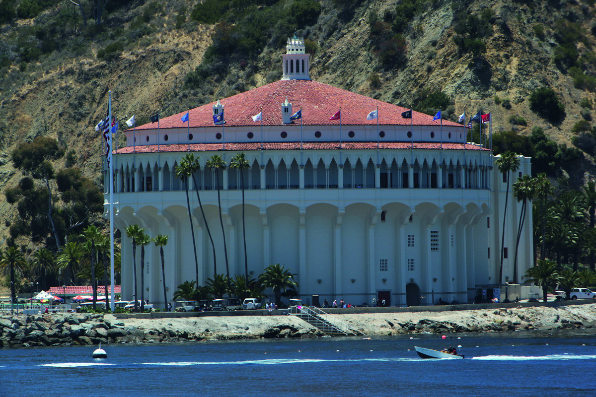 Casino in Avalon Santa Catalina Island David DunaiApa Publications A - photo 8