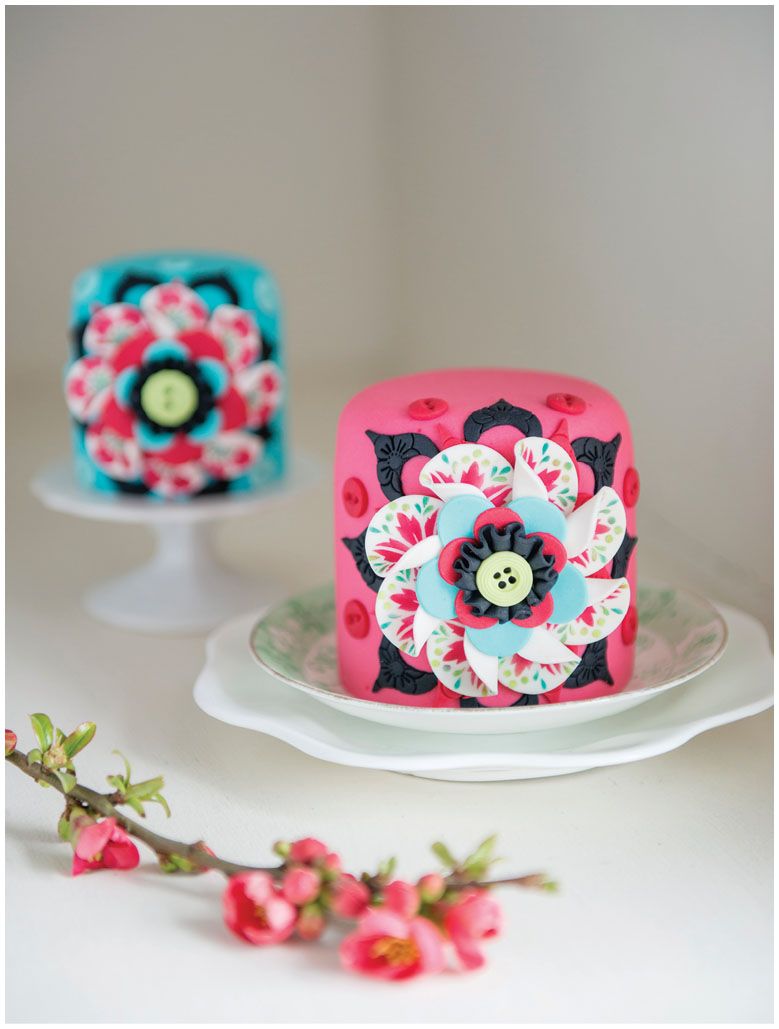 Introduction Petite yet perfect beautiful yet detailed mini cakes make - photo 6