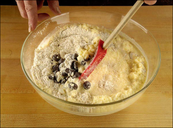 Chocolate-Chip Muffins Step 3 Cherry Bran Muffins This recipe comes from Anne - photo 3