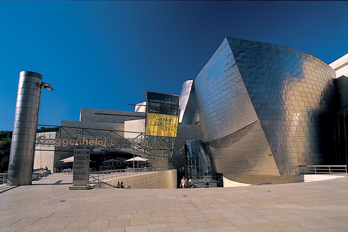 Top Attraction 8 APA Glyn Genin Museo Guggenheim in Bilbao The futuristic - photo 12