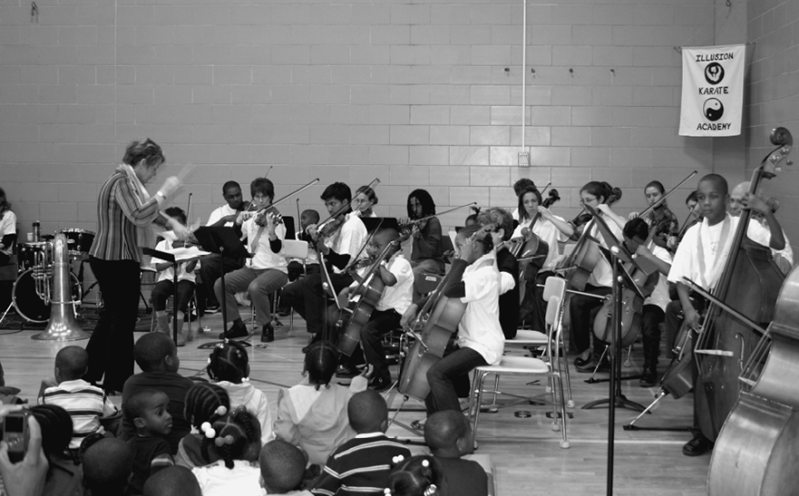 Baltimore Symphony Orchestra conductor Marin Alsop working with OrchKids 2010 - photo 23