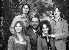 Lindas Family-1977 Francis Diane April Brian Christa-1983 - photo 16