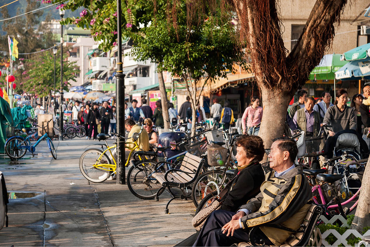 Top Attraction 6 Ming Tang-EvansApa Publications Cheung Chau Step down a - photo 10