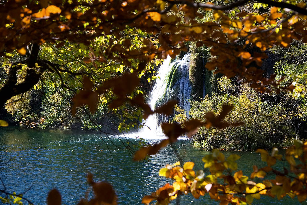 Plitvice Lakes National Park An 8km 5-mile stretch of dams caves - photo 10