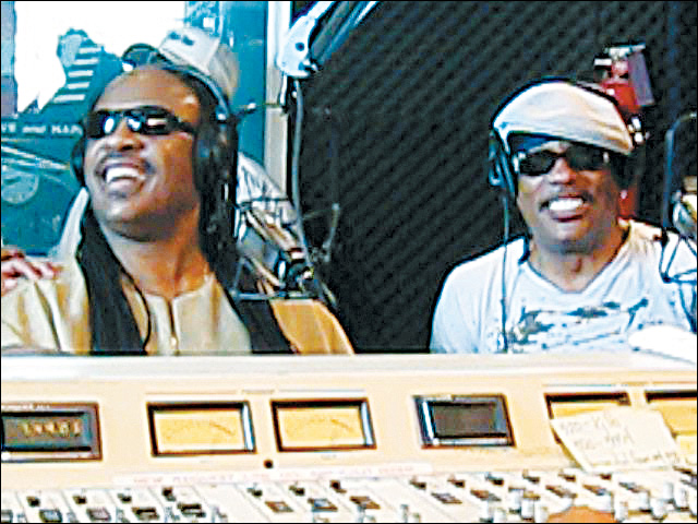 Jamming with Stevie Wonder at his radio station KJLH in Los Angeles P Music - photo 29