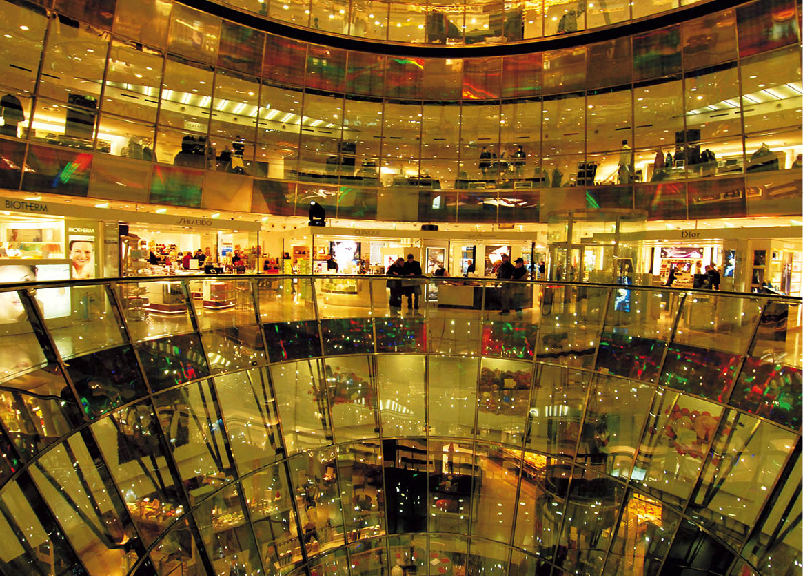 Shoppers Take a stroll down the Kudamm in Charlottenburg and pay a visit to the - photo 10