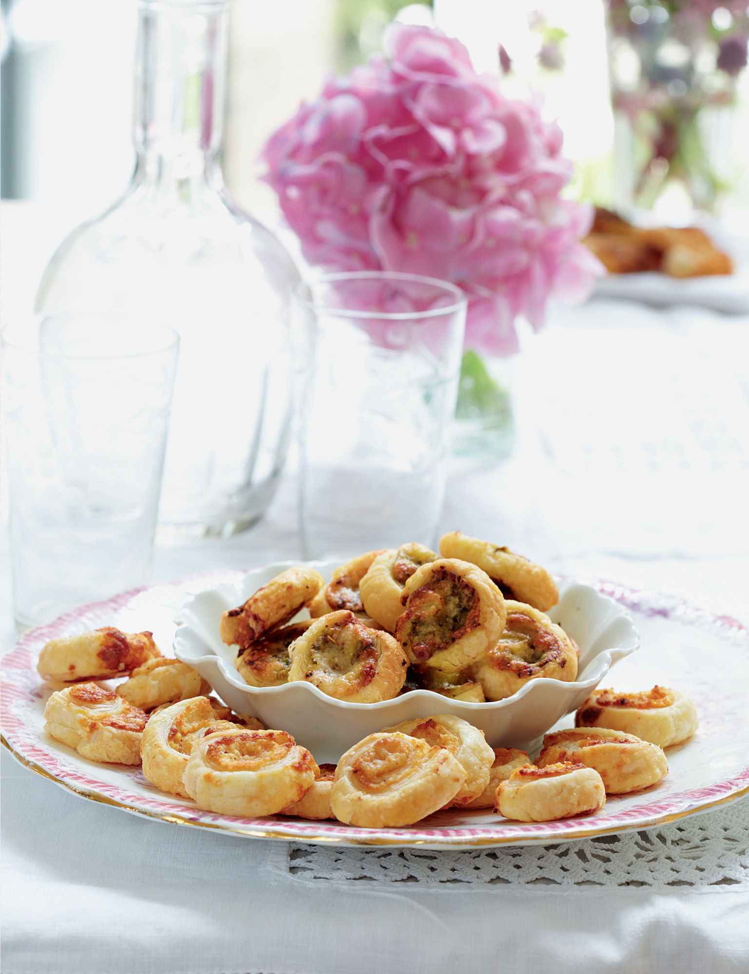 Cheesy Cheese Spirals G OATS CHEESE AND SHALLOT TARTS WITH WALNUT PASTRY I - photo 5