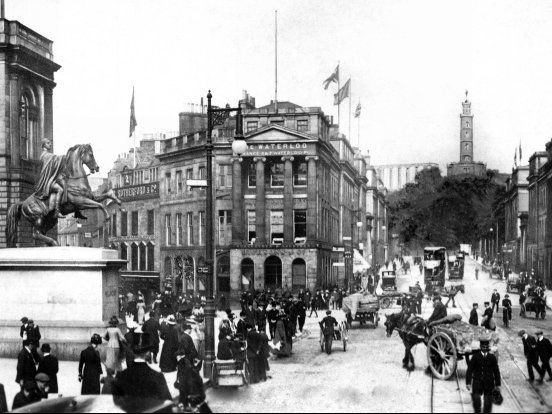 Post Office and Waterloo Place - photo 26