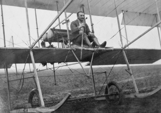 Charles Samson at the controls of a Short 27 at Eastchurch 1911 FAA Museum - photo 6
