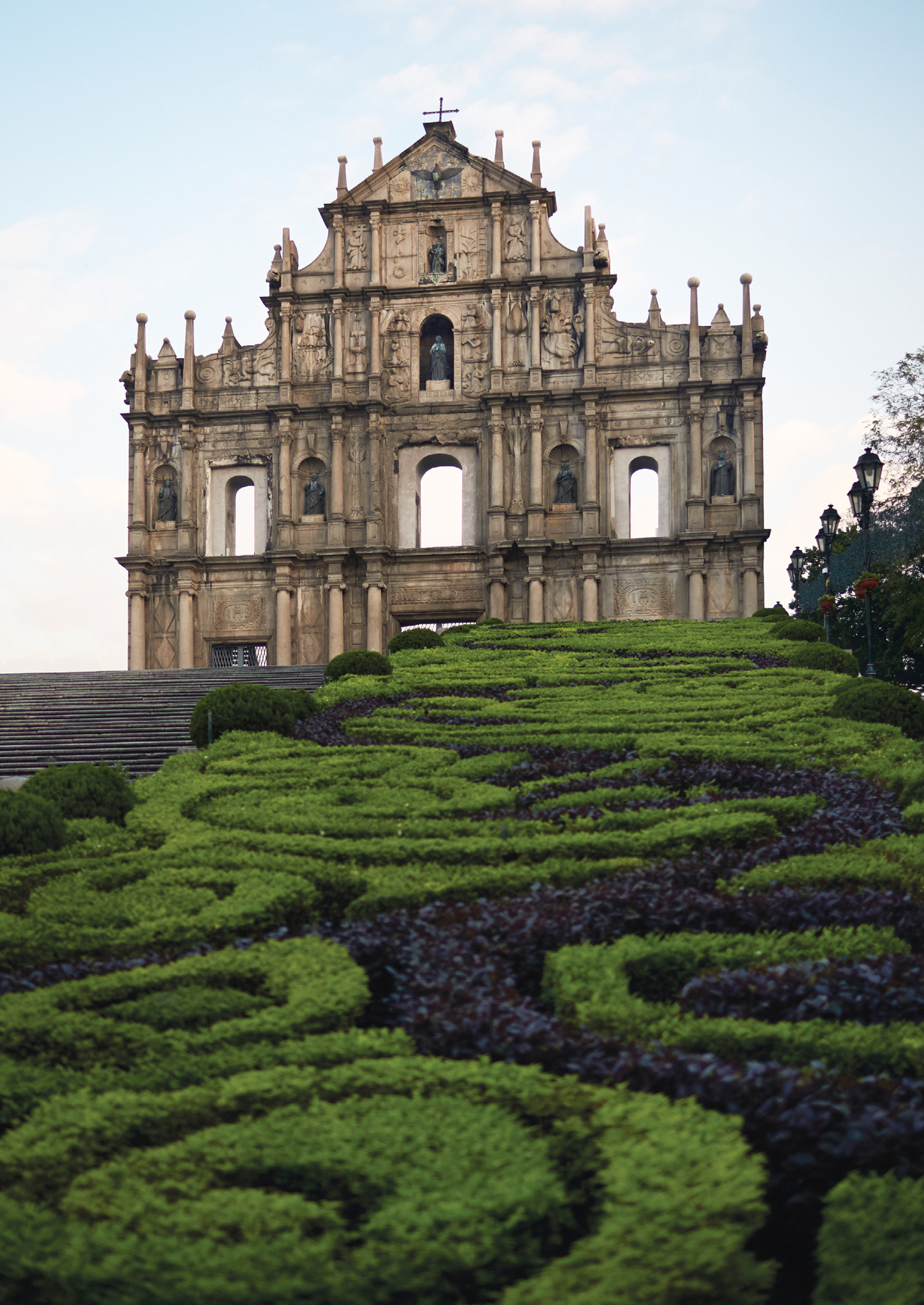 INTRODUCTION MACAU 2011 Far away from Chicago across the Pearl River - photo 6