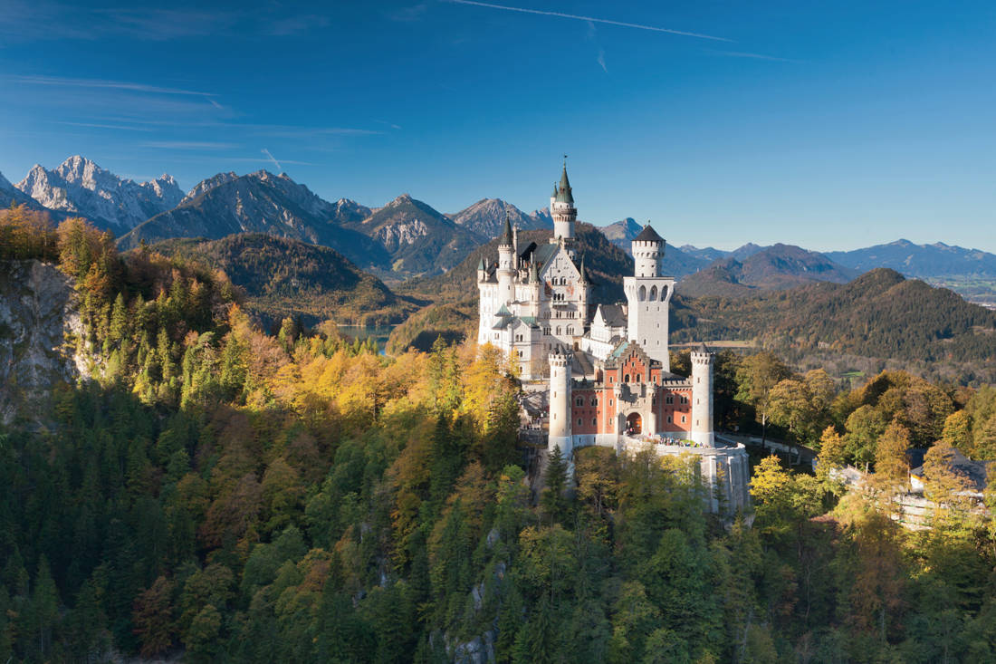 Neuschwanstein is a nineteenth-century palace in southern Germany with a - photo 5