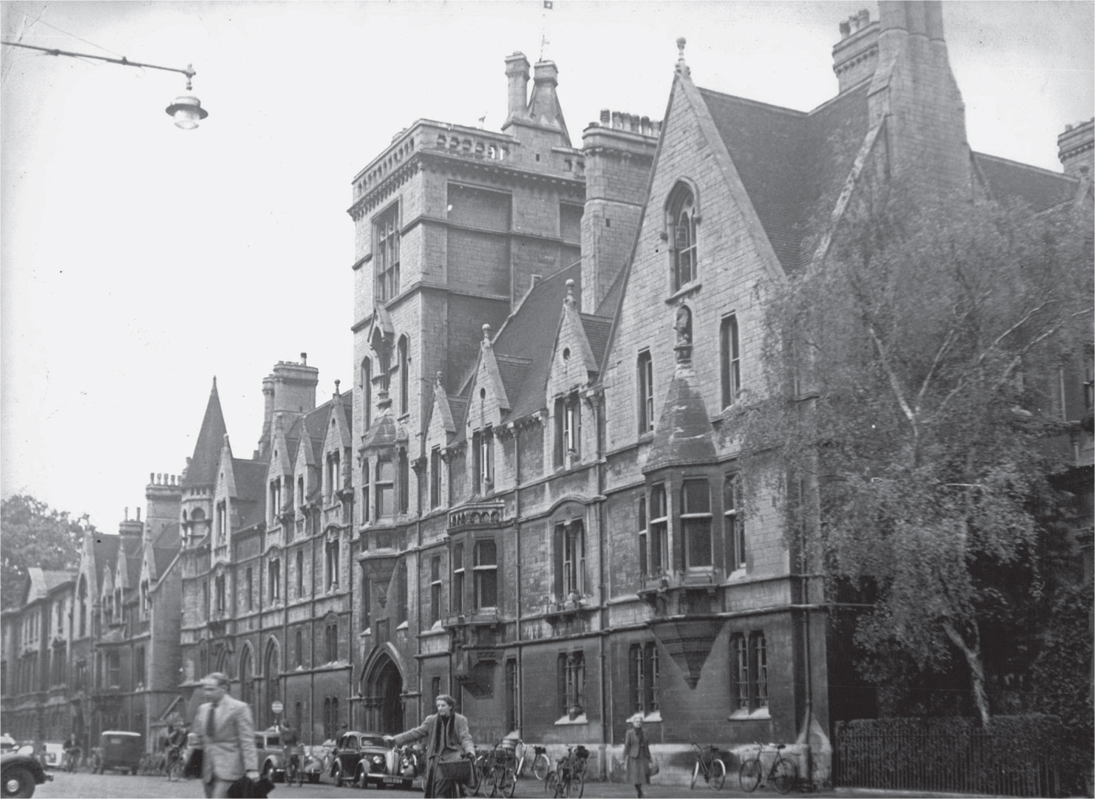 10 Matriculating in 1962 Balliol College political nursery - photo 10