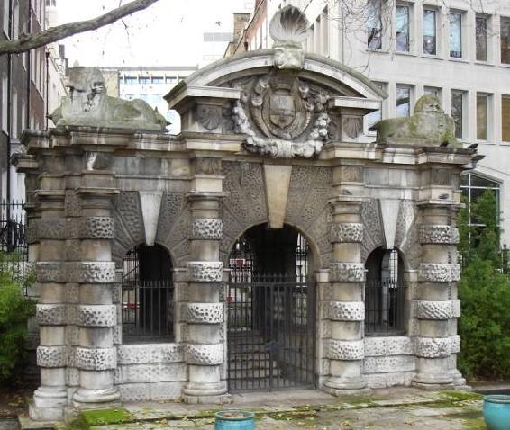 The Italianate York Water Gate the entry to York House built about 1626 the - photo 20