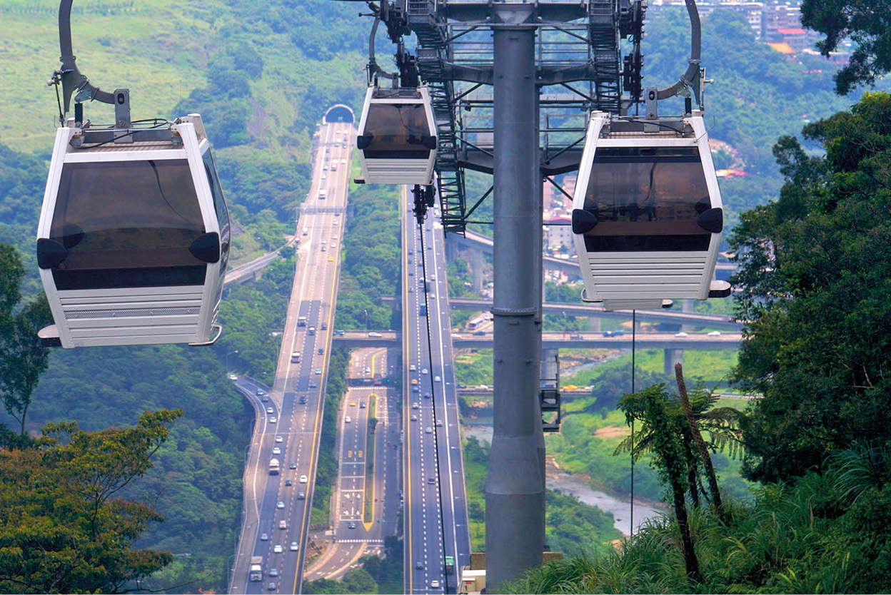 Maokong Gondola For a breathtaking sensation of gliding through the sky over - photo 13