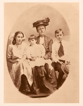 Rachel Carson with her mother Maria her older sister Marion and brother - photo 1