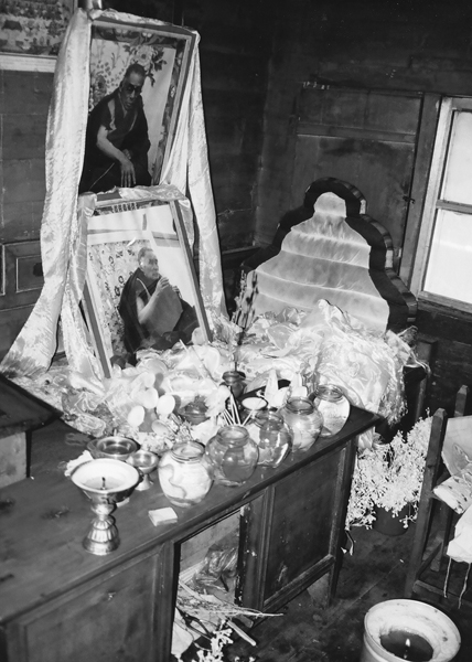 Inside Khenpo A Chs hermitage his personal shrine C ONTENTS - photo 6