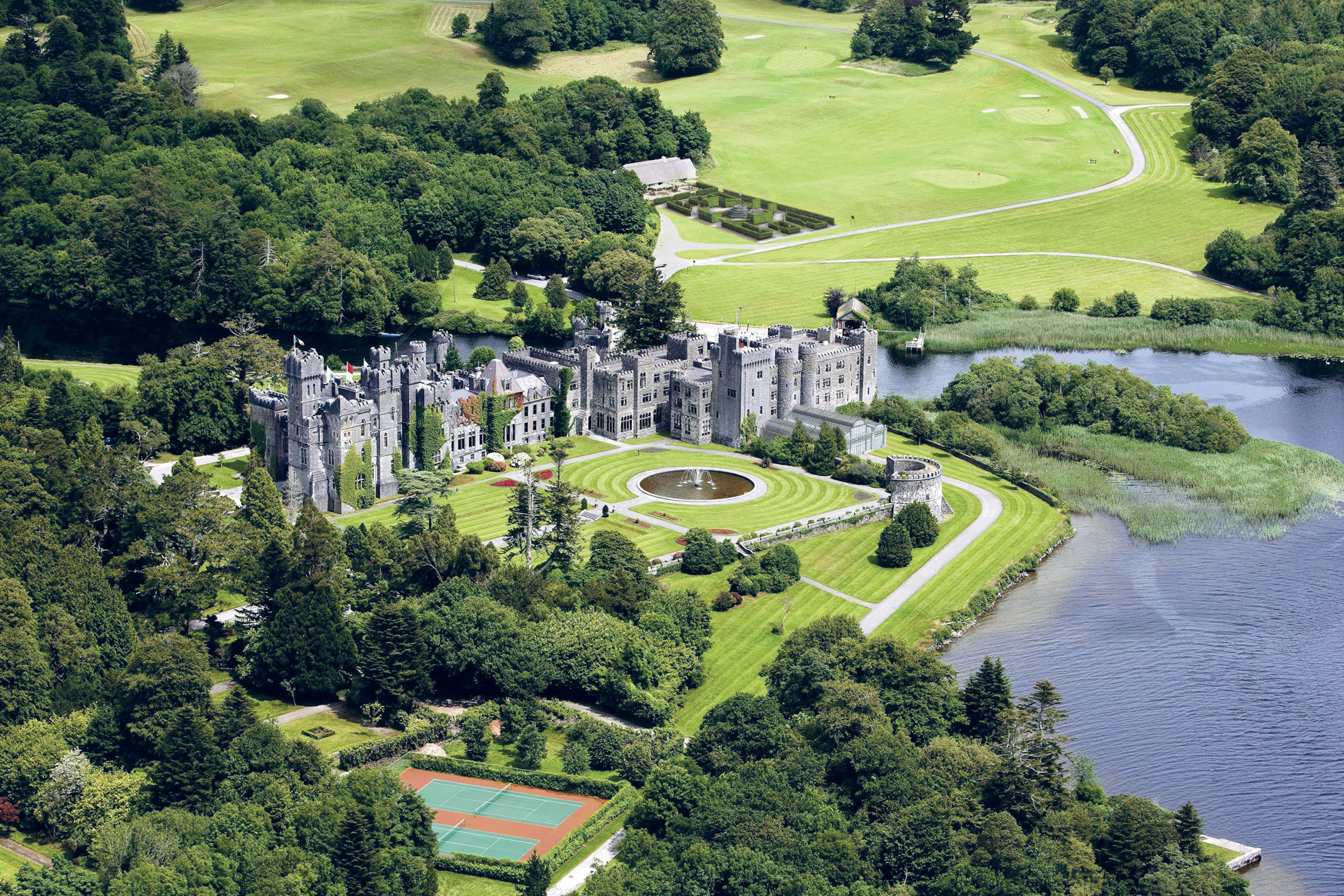 ASHFORD CASTLe TIM EVAN COOK Hotel Everest View Khumjung Nepal Lukla - photo 4