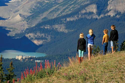 the spectacular view across Lake Louise Banff is the crown jewel in Canadas - photo 8