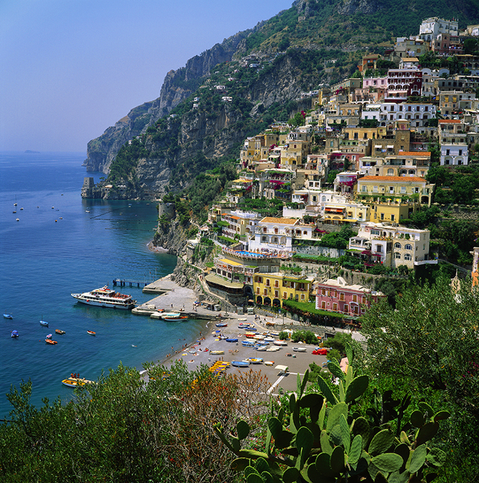 AMALFI COAST ROBERT HARDINGGETTY IMAGES Staying Longer Assisi to the - photo 6