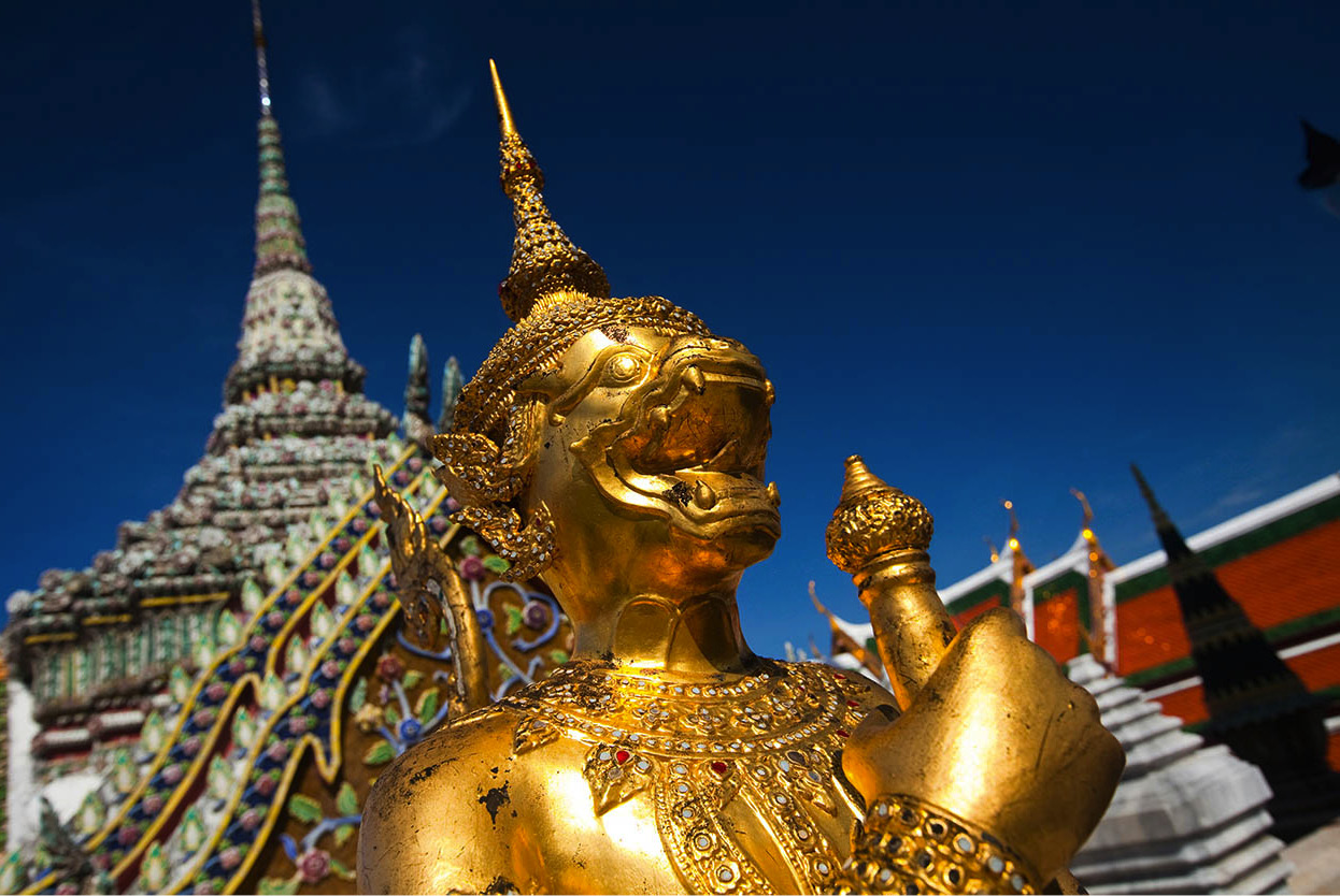 Top Attraction 1 Peter StuckingsApa Publications Grand Palace and Wat Phra - photo 5