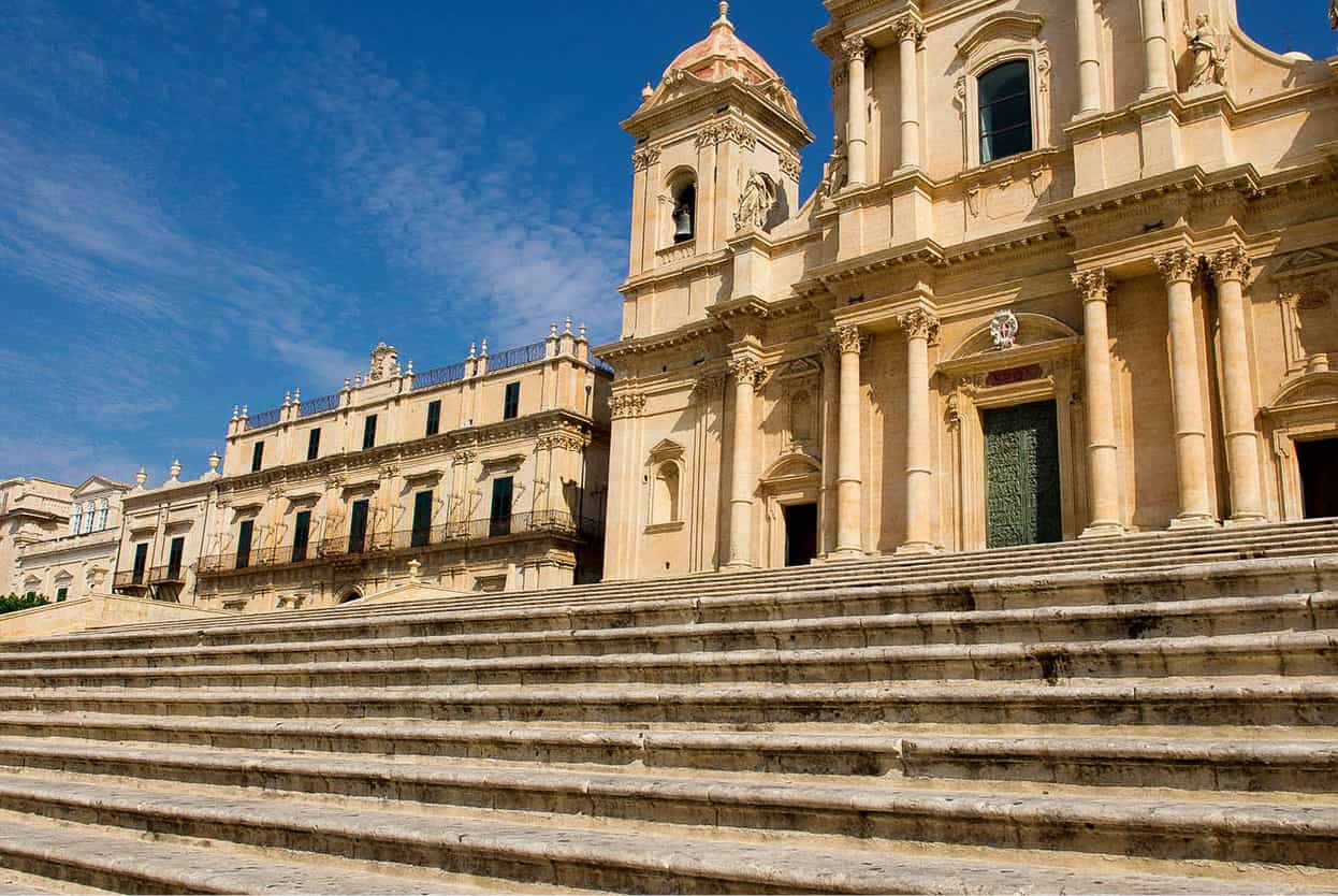 Top Attraction 7 Neil Buchan-GrantApa Publications Noto Duomo A fine example - photo 10