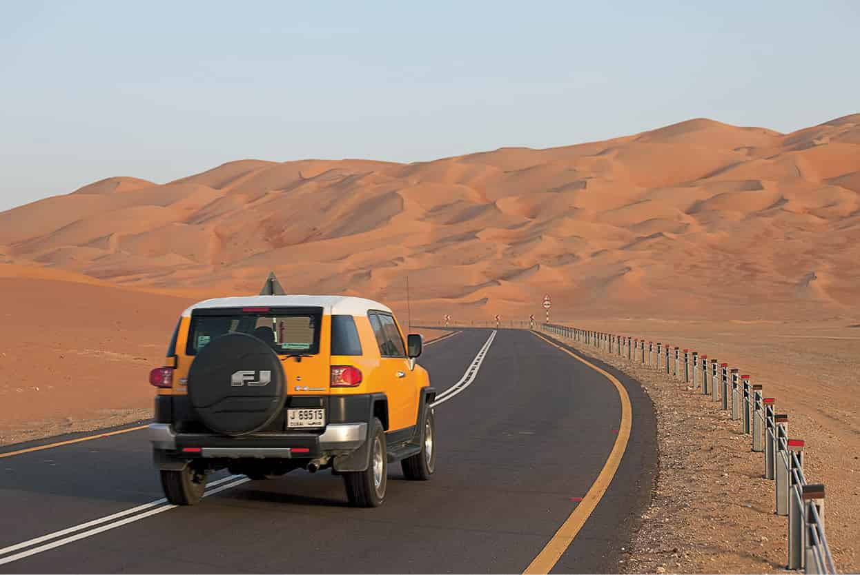 Top Attraction 1 Chris BradleyApa Publications Liwa sand dunes Liwa - photo 4