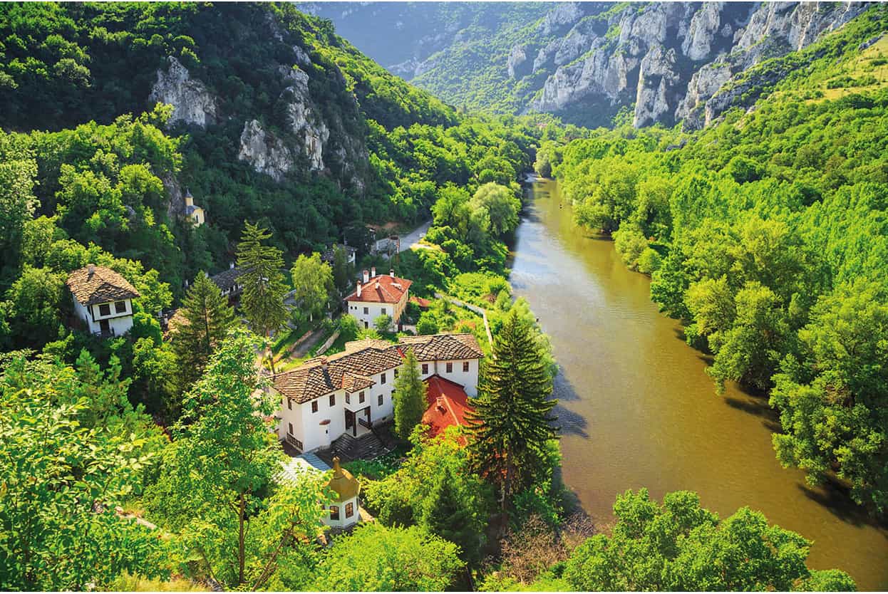 Top Attraction 8 Shutterstock Iskar Gorge Follow its long and spectacular - photo 11