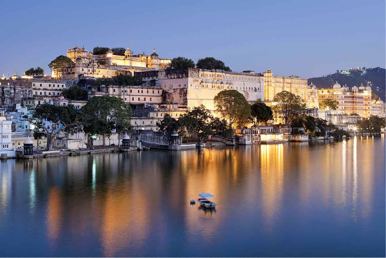 Udaipur Rajasthans most romantic city with fairy-tale palaces and havelis - photo 5