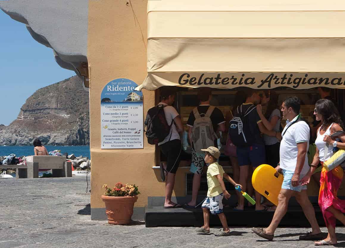 Families In Naples the kid-friendly combination of castle park and aquarium - photo 7