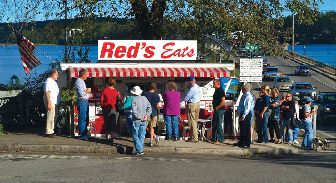 A Midcoast classic The Wiscasset seafood stand Reds Eats where in summer - photo 23