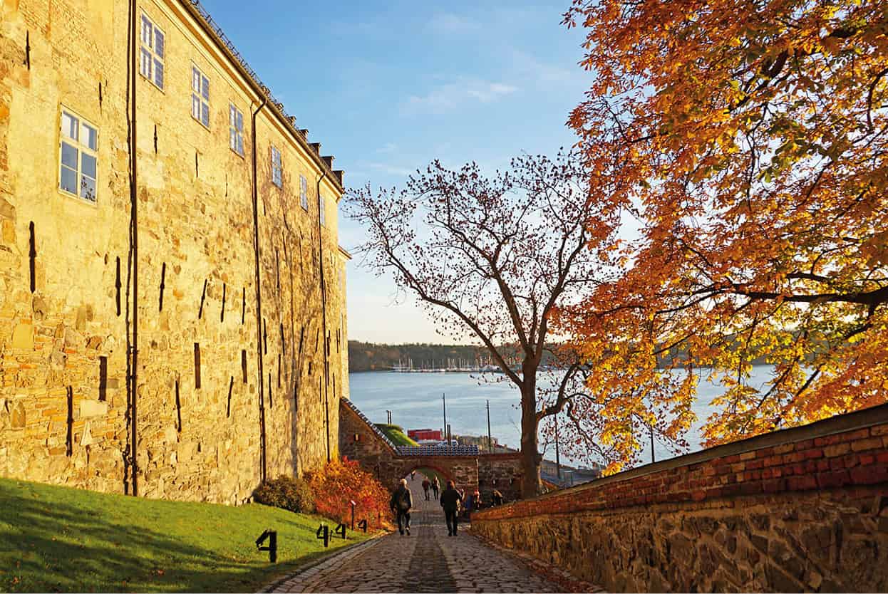 Top Attraction 1 VISITOSLOTord Baklund Akershus Fortress and Castle They have - photo 4