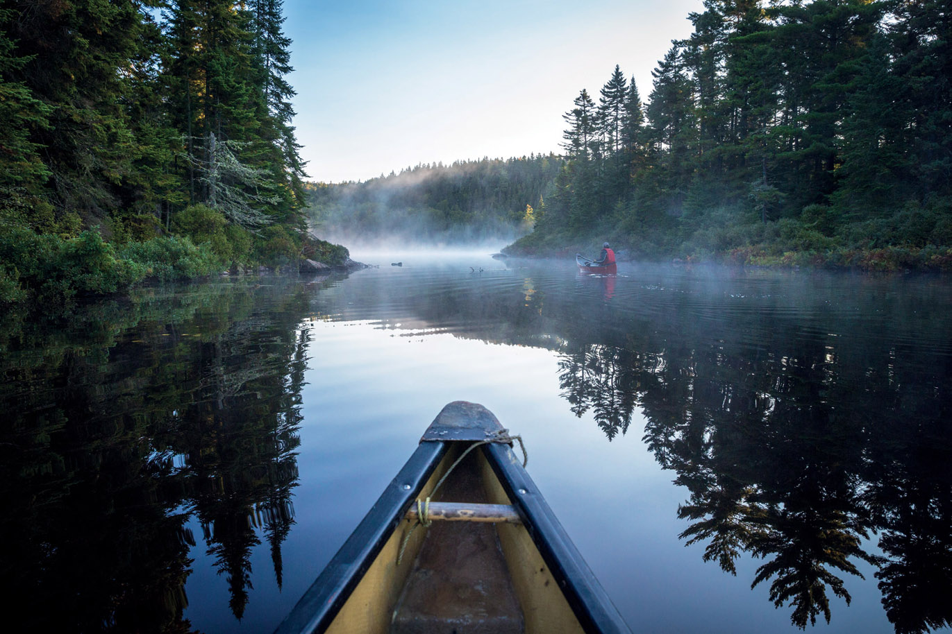 Tom Robinson Lonely Planet Canoeing in La Mauricie National Park Quebec - photo 3