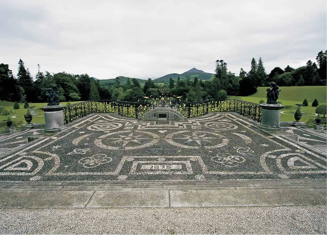 Gardeners Powerscourt Gardens Corrie WingateApa Publications Literary - photo 6