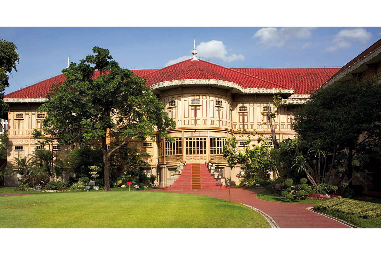 Top Attraction 5 123RF Vimanmek Mansion Built from teak it is the citys most - photo 8