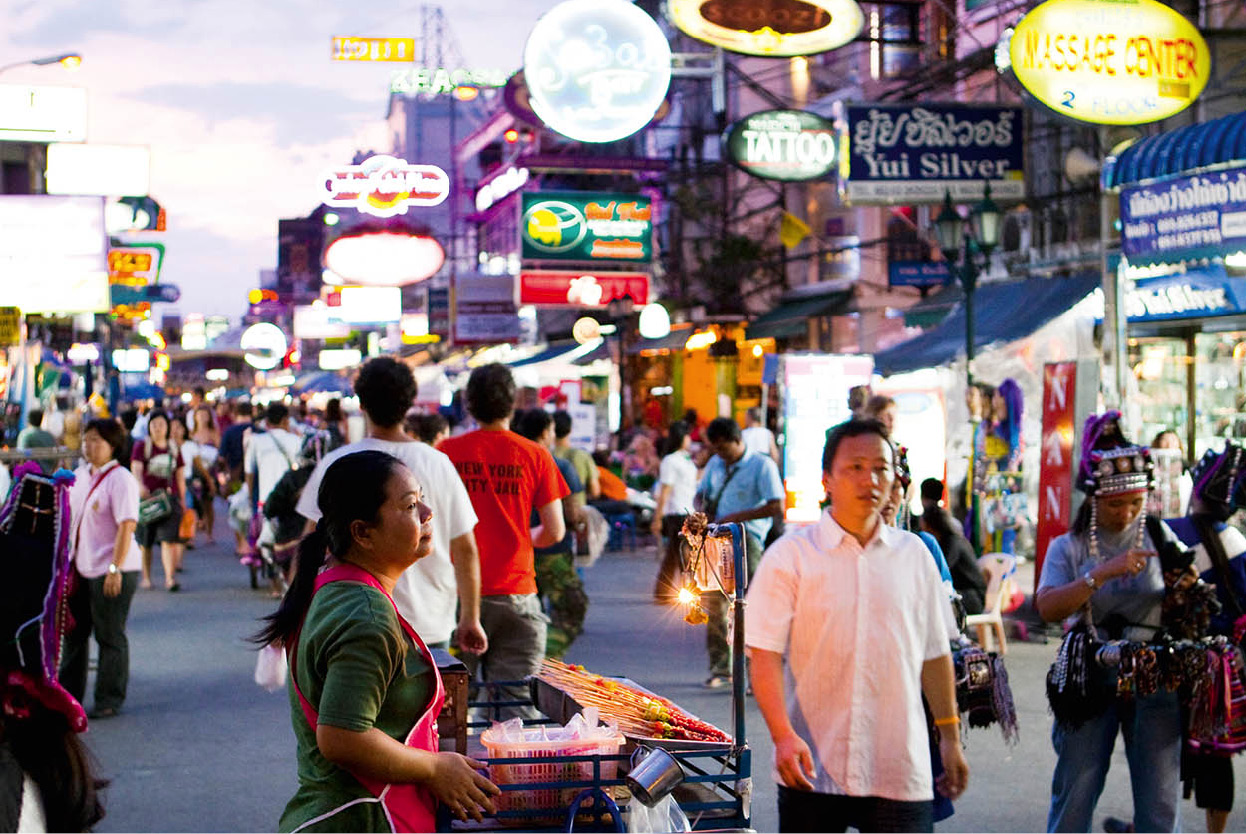 Top Attraction 4 Peter StuckingsApa Publications Khao San Road Asias biggest - photo 7