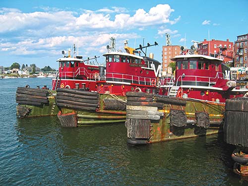 tugboats in Portsmouth the Wadsworth Atheneum in Hartford - photo 9