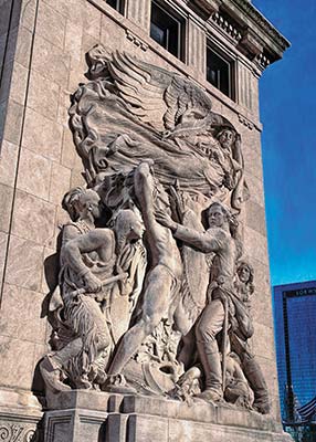 1928 bas-relief sculptures along the Chicago River Wrigley Field - photo 5