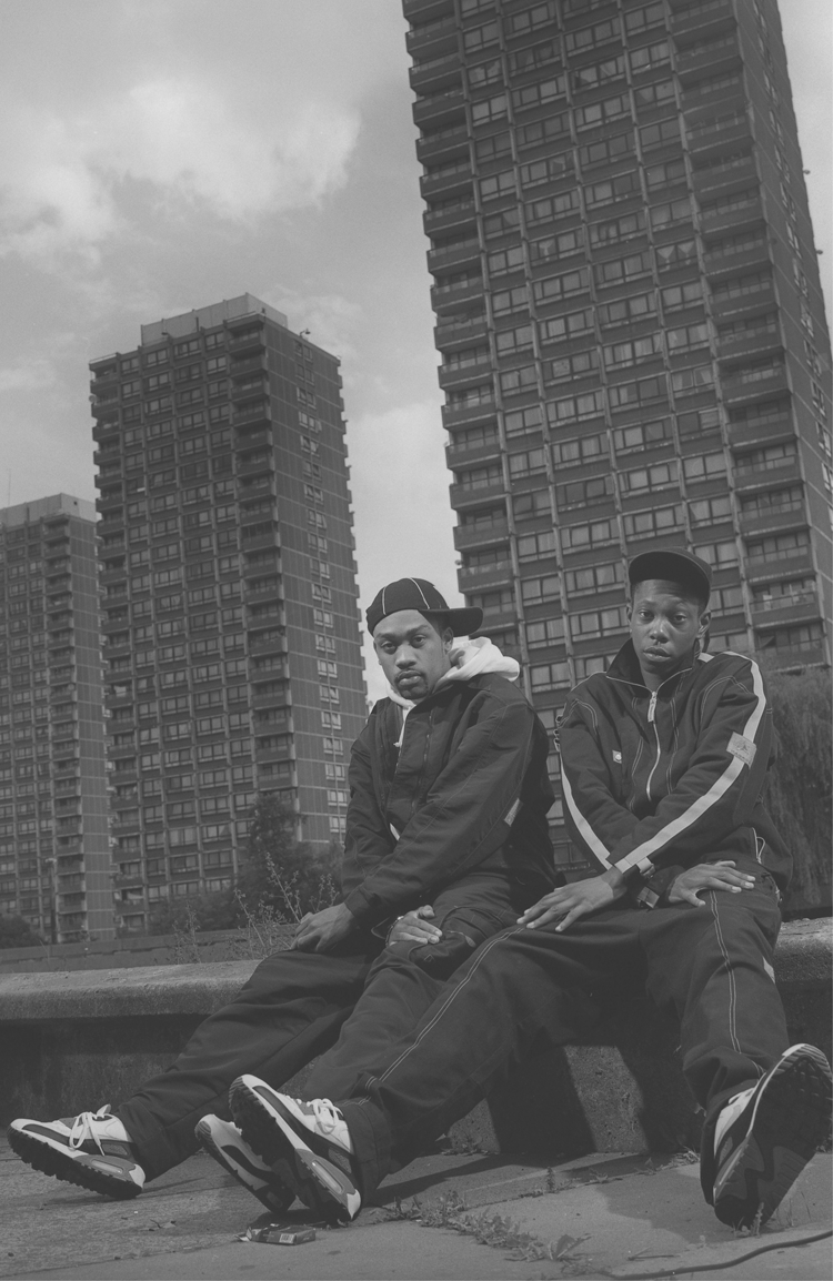 Dizzee and Wiley in front of Crossways Estate aka the three flats 2002 - photo 1