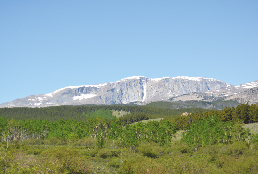 HIKING WYOMINGS BIGHORN MOUNTAINS A GUIDE TO THE AREAS GREATEST HIKING - photo 2