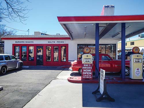 Bings Burger Station in Old Town Cottonwood Canyon De Chelly in the Navajo - photo 12