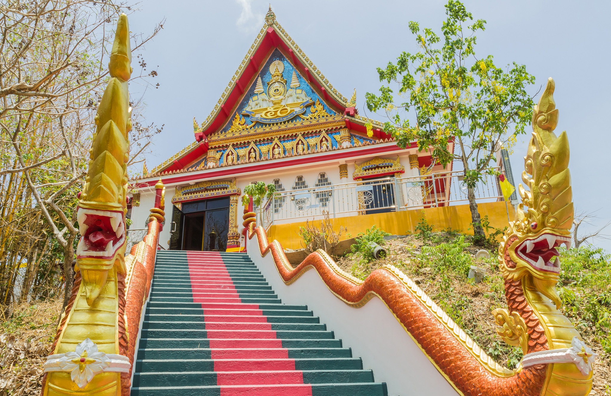 Striking facade of the Ko Sirey temple 2 Sunday Walking Street Market - photo 17