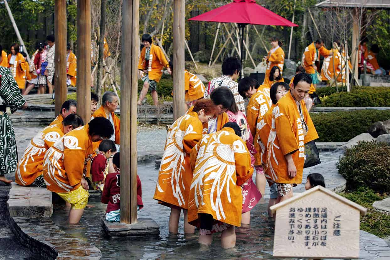 Onsen Join throngs of locals enjoying a soothing onsen dip at Odaibas Oedo O - photo 5