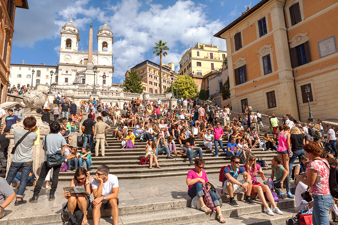 LUBOSLAV TILES SHUTTERSTOCK Rome Top Sights Monumental papal basilica - photo 14