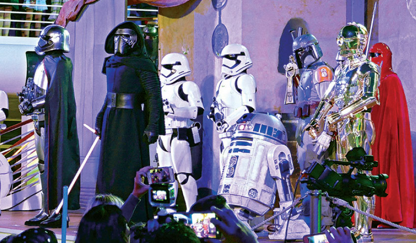 Star Wars cruises feature special guests from all corners of the universe - photo 17