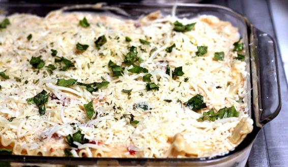 Chicken alfredo takes on a new look in this simple lasagna recipe I like to - photo 5