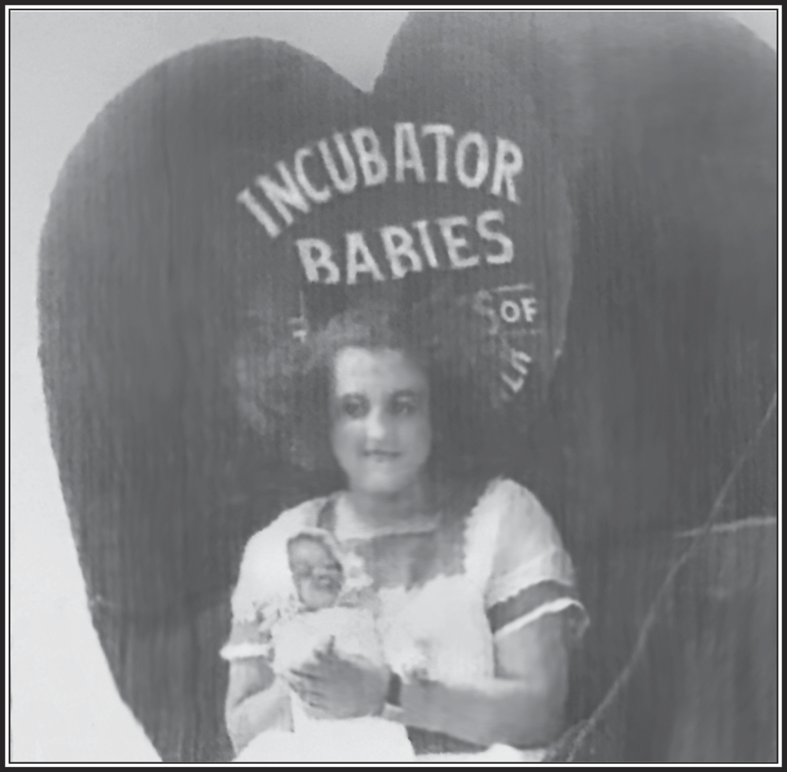 ALL THE WORLD LOVES A BABY Chicago 1934 Chicago had already sweated through - photo 6